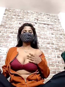 Snapshot of samosa73 chatting on January 20, 4:21 am samosa73 online show from January 20, 4:21 am