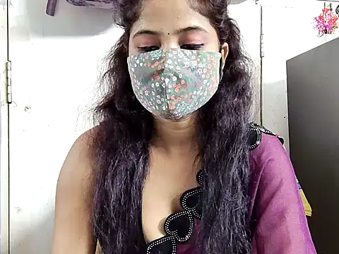 Snapshot of samosa73 chatting on October 30, 5:24 pm samosa73 online show from October 30, 5:24 pm