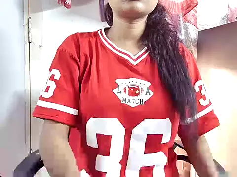 Snapshot of samosa73 chatting on November 22, 10:47 am samosa73 online show from November 22, 10:47 am