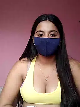 Snapshot of lovely-tanu chatting on January 4, 10:05 am lovely-tanu online show from January 4, 10:05 am