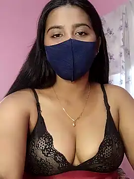 Snapshot of lovely-tanu chatting on January 23, 11:15 am lovely-tanu online show from January 23, 11:15 am