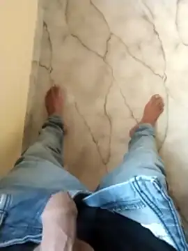 PracticalGum40 online show from November 24, 2:44 am