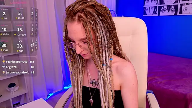 VioletShine online show from February 7, 6:02 pm