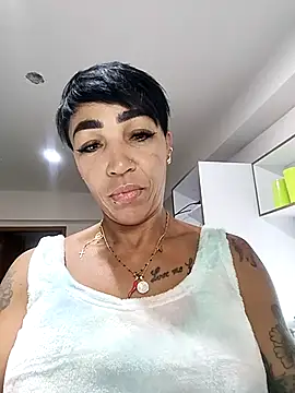 Snapshot of Alison_fitness chatting on February 9, 10:53 am Alison fitness online show from February 9, 10:53 am