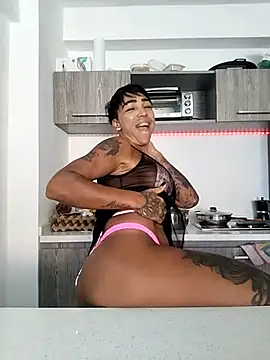 Snapshot of Alison_fitness chatting on February 23, 6:01 pm Alison fitness online show from February 23, 6:01 pm