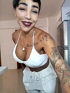 Snapshot of Alison_fitness chatting on February 24, 9:09 pm Alison fitness online show from February 24, 9:09 pm