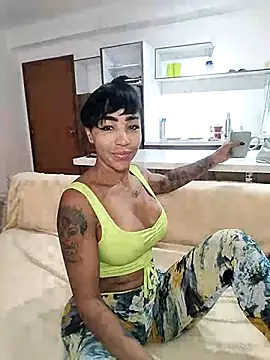 Snapshot of Alison_fitness chatting on March 2, 12:22 pm Alison fitness online show from March 2, 12:22 pm