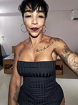 Snapshot of Alison_fitness chatting on March 18, 9:43 pm Alison fitness online show from March 18, 9:43 pm