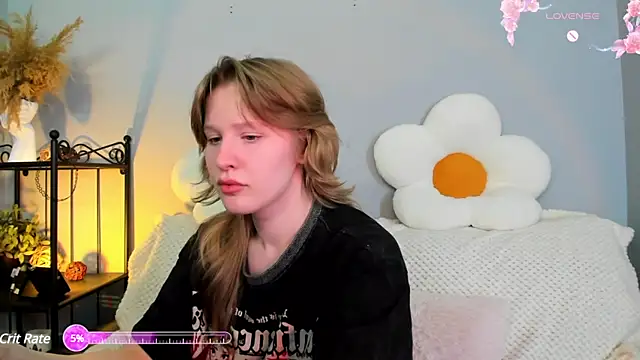 Snapshot of EvaStevs chatting on February 14, 12:47 pm EvaStevs online show from February 14, 12:47 pm