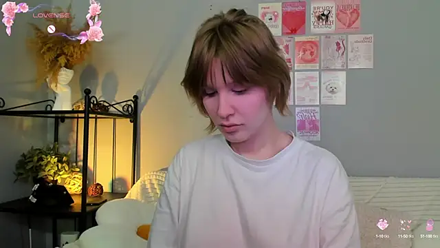 Snapshot of EvaStevs chatting on March 9, 4:44 pm EvaStevs online show from March 9, 4:44 pm