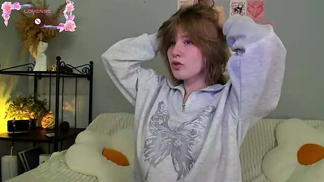 Snapshot of EvaStevs chatting on March 13, 10:43 pm EvaStevs online show from March 13, 10:43 pm