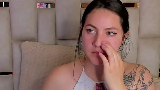 jenifer  power10 online show from January 9, 8:01 pm