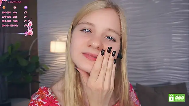 OdelinaFicken online show from September 18, 6:26 am