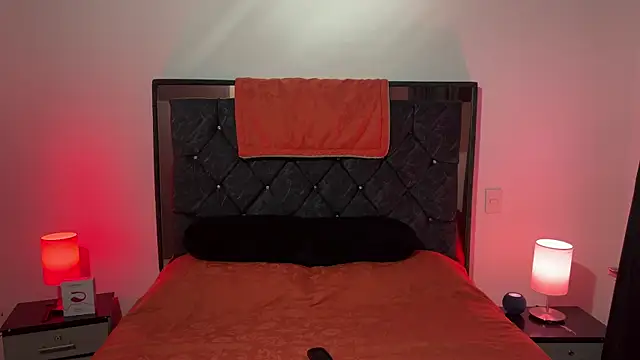 khonsu s online show from April 12, 9:53 pm