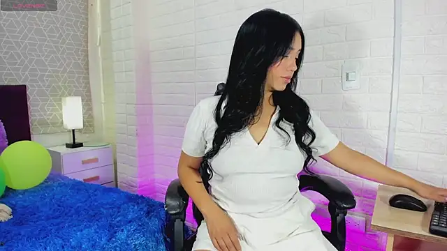 sweet kitty0110 online show from March 21, 9:29 pm