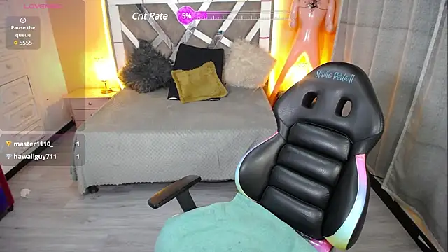 Kate Laurence  online show from January 30, 8:22 am