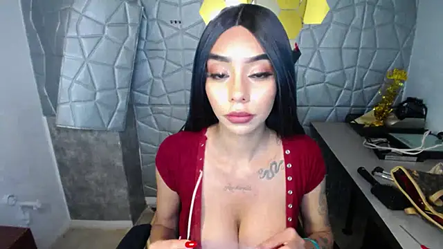 Tiffanny online show from March 5, 6:45 pm