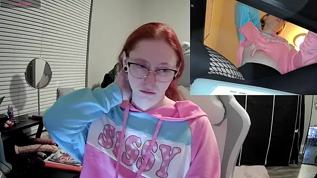 LilyFoxxx online show from February 2, 4:48 am