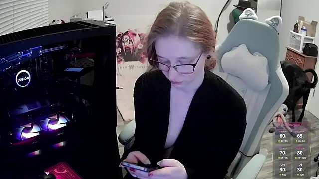 LilyFoxxx online show from December 14, 6:19 am