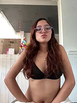 Snapshot of AddisonMars chatting on February 27, 4:53 pm AddisonMars online show from February 27, 4:53 pm