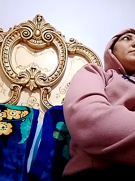 Snapshot of Osha10 chatting on December 16, 3:43 pm Osha10 online show from December 16, 3:43 pm