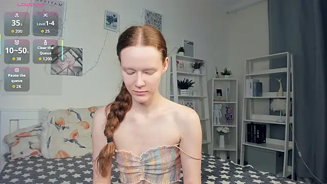 ZaraBluitt online show from November 23, 8:14 am