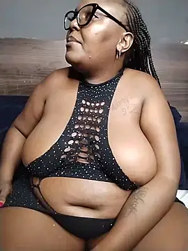 CHERRYYUMMY online show from March 24, 6:35 pm