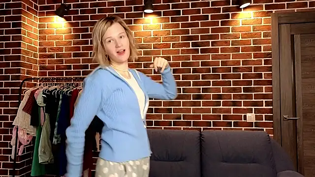 Snapshot of MariamBate chatting on December 4, 12:58 pm MariamBate online show from December 4, 12:58 pm