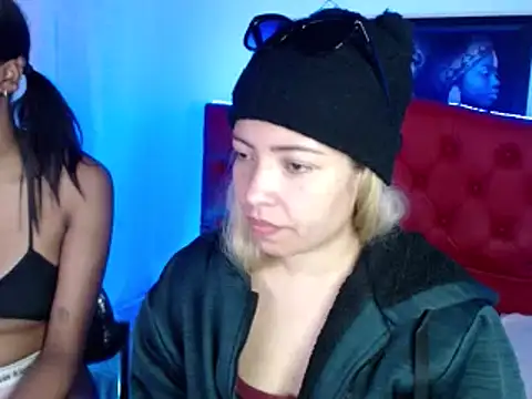 Snapshot of MISSANDRE4 chatting on December 26, 7:49 pm MISSANDRE4 online show from December 26, 7:49 pm