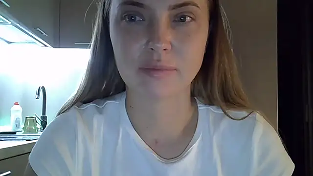 Lucky Anna online show from October 27, 10:47 pm