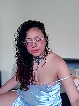 Lunavega1 online show from February 18, 5:20 pm