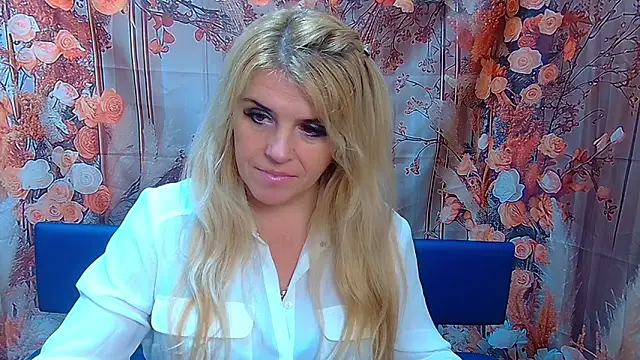 Julya Barbi online show from December 5, 12:14 pm