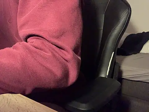 Snapshot of taallguyy_196 chatting on March 16, 8:43 pm taallguyy 196 online show from March 16, 8:43 pm