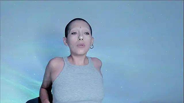 lnxmst online show from February 7, 1:25 am