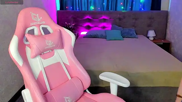 Christy Little online show from February 11, 8:05 am