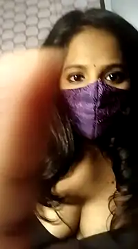 Shivani Tivari online show from February 22, 8:53 pm