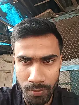 Snapshot of Skinny_Bigass_23 chatting on January 13, 9:52 am Skinny Bigass 23 online show from January 13, 9:52 am