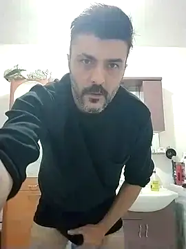 Snapshot of hot_man_eray chatting on November 6, 7:15 pm hot man eray online show from November 6, 7:15 pm