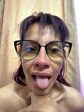 Snapshot of Goddess-Love- chatting on September 29, 11:26 am Goddess-Love- online show from September 29, 11:26 am