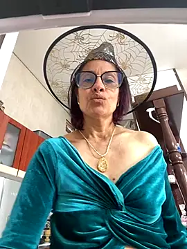 Snapshot of Goddess-Love- chatting on October 20, 7:14 pm Goddess-Love- online show from October 20, 7:14 pm