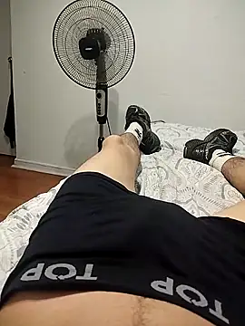 Snapshot of borisro chatting on November 26, 3:18 am borisro online show from November 26, 3:18 am