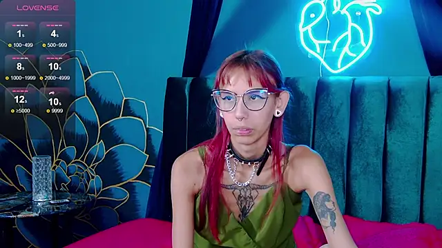 Snapshot of Lunamistyc chatting on November 20, 7:35 pm Lunamistyc online show from November 20, 7:35 pm