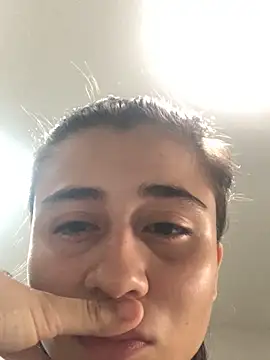 Snapshot of Vero_and_Rick chatting on December 9, 6:25 pm Vero and Rick online show from December 9, 6:25 pm