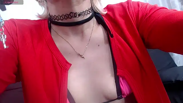 ariana crazzy online show from January 15, 9:13 am