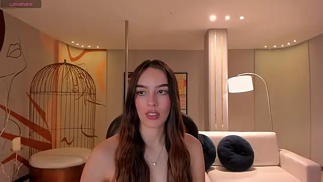 Snapshot of KaiaFerreira chatting on February 4, 12:00 pm KaiaFerreira online show from February 4, 12:00 pm