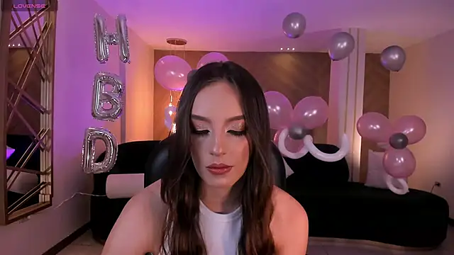 Snapshot of KaiaFerreira chatting on March 10, 12:59 pm KaiaFerreira online show from March 10, 12:59 pm