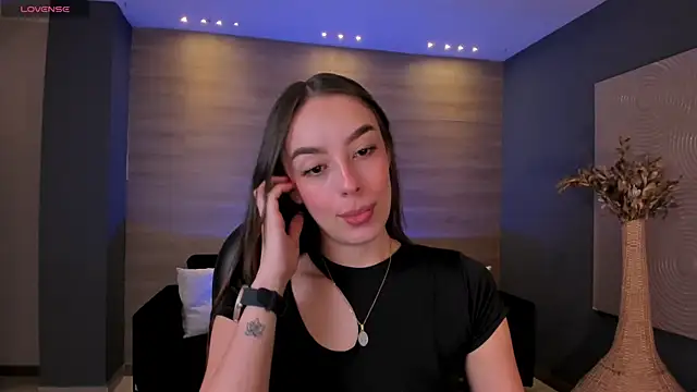 Snapshot of KaiaFerreira chatting on March 16, 12:11 pm KaiaFerreira online show from March 16, 12:11 pm