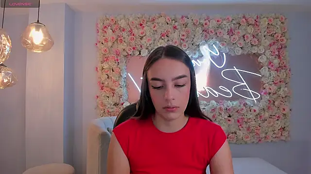 Snapshot of KaiaFerreira chatting on March 20, 12:11 pm KaiaFerreira online show from March 20, 12:11 pm