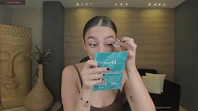 Snapshot of KaiaFerreira chatting on October 14, 11:55 am KaiaFerreira online show from October 14, 11:55 am