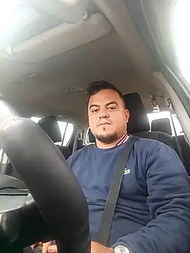 Snapshot of TheBriiaand30 chatting on October 2, 11:50 am TheBriiaand30 online show from October 2, 11:50 am